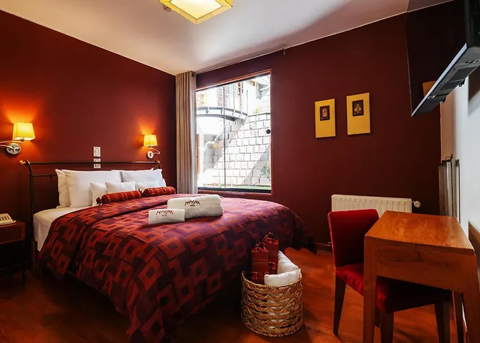 Hotel Mamasara 3*