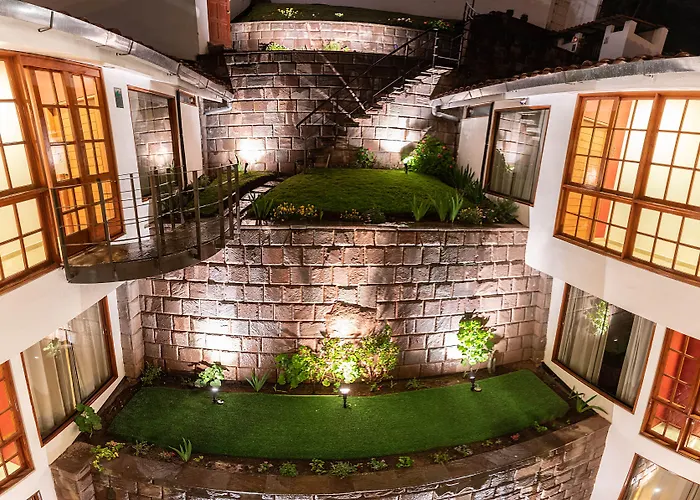 Hotel Mamasara 3*