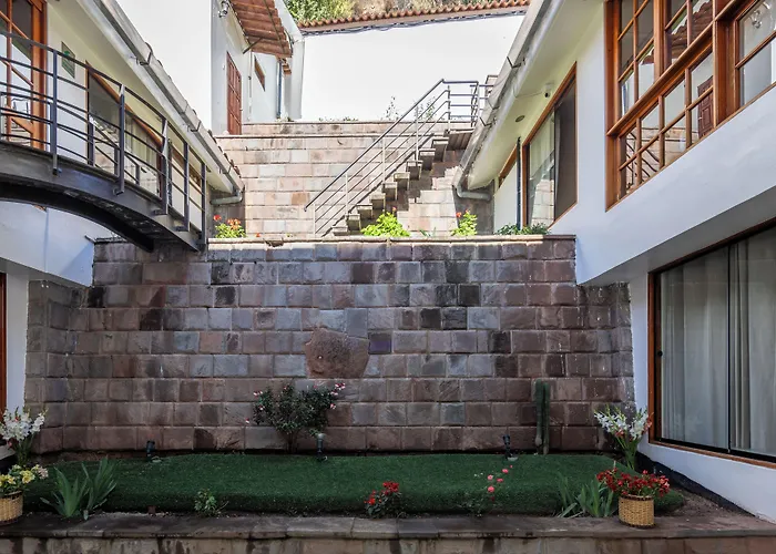 Hotel Mamasara 3*